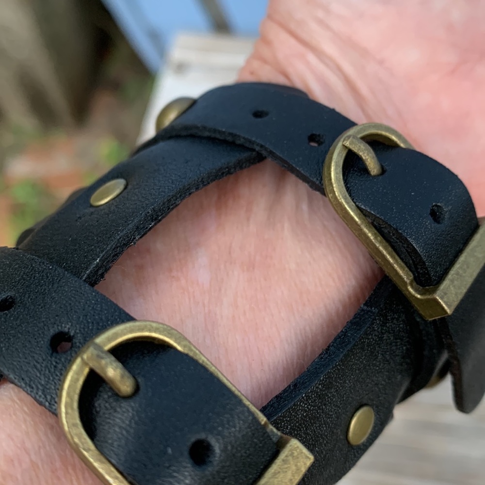 *SALE* Leather Rocker Bracelet - Picture 4 of 5